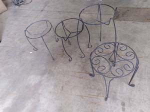 Lot of 4 Black Metal Decorative Pla...