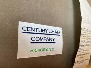 lot 79 image: 4 Century Chair Company Bamboo Like Padded Chairs