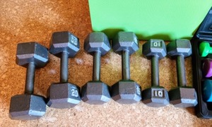lot 52 image: Exercise Equipment