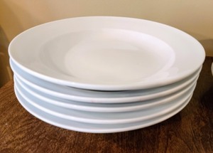 lot 67 image: White Pasta Dishes