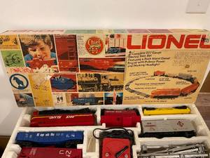 Vintage Lionel Train Set in Original Box