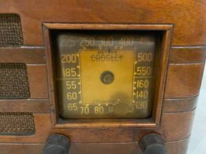 Vintage Crosley Radio