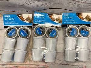 lot 40 image: 18 Tubs of Fresh Catnip