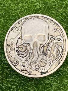 lot 50 image: Unique Octopus Coin