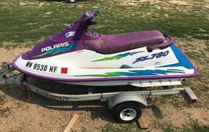 lot 4 image: 1997 Polaris SL780 Jet Ski