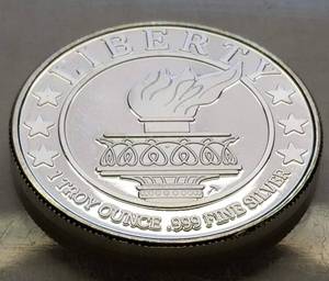1 TROY OZ. .999 FINE SILVER STATUE OF LIBERTY & TORCH