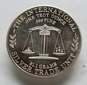 1 TROY OZ. .999 FINE SILVER VINTAGE LET FREEDOM RING TRADE UNIT