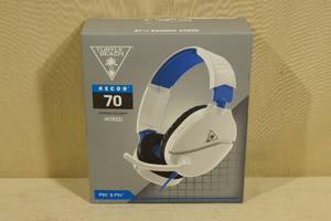 lot 139 image: Unused Turtle Beach Recon 70 Gaming Headset