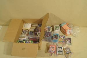 lot 90 image: Box of Baseball Cards - Mostly 1980s and 90s