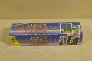 lot 80 image: 1989 Topps Complete Baseball Card Set