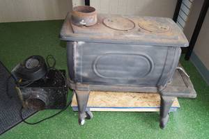 lot 55 image: Vintage Wood Stove