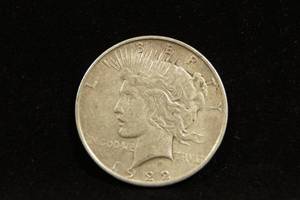 lot 5 image: 1922-D Peace Silver Dollar Coin