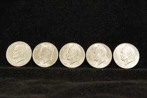 lot 18 image: 5 1970s Eisenhower Dollar Coins