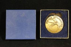 lot 39 image: Vintage Ducks Unlimited Medallion
