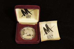 lot 2 image: Anchorage Mint Alaska Canada Highway 1 Oz Silver Round