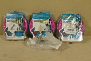 lot 67 image: Medium Travel Dog Bowls with Lid