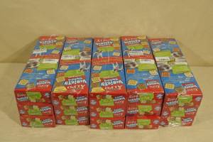 lot 69 image: 30 1 Lb Boxes of Alpo Variety Snaps Dog Treats