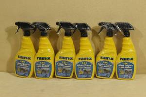 lot 120 image: Rain-X 2 in 1 Glass Cleaner and Repellent
