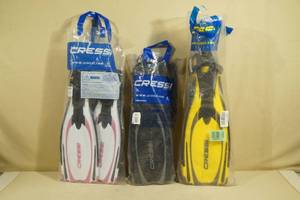 lot 82 image: Cressi Reaction EBS Scuba Fins