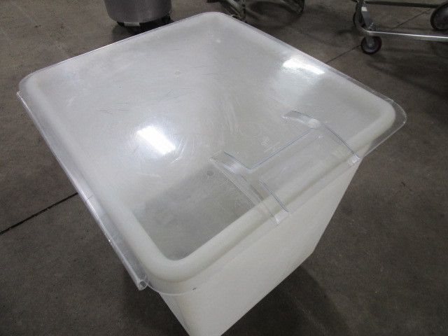 32 GALLON FOOD STORAGE CONTAINER