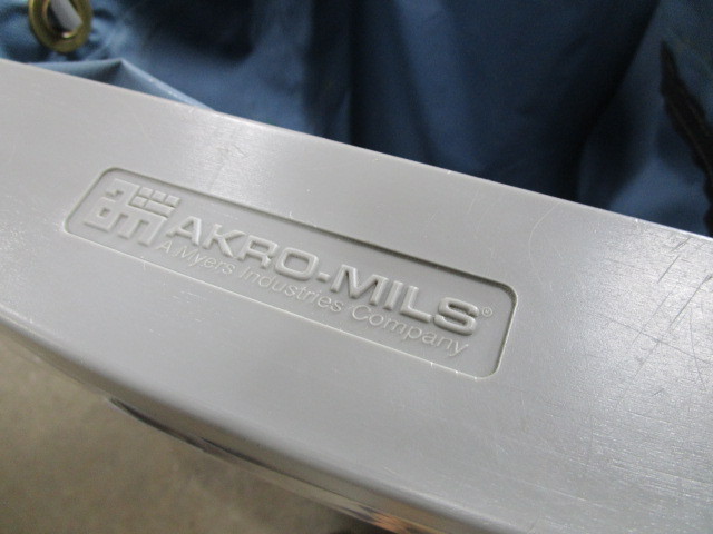 AKRO MILLS JANITORIAL CART WITH BAG