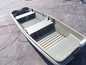 Pelican 12 Boat