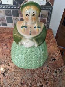 lot 187 image: Rare Green Northern Green Dutch Girl Cookie Jar Shawnee