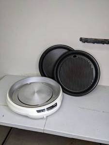 lot 233 image: Ultrex Warmer Skillet