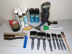 lot 238 image: Painters Plus Lot - Brushes & Caulk 