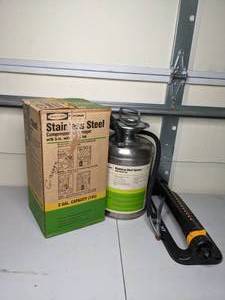 lot 214 image: Sprinkler and Vintage Sears 2 gallon Sprayer Lot