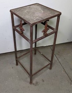 lot 217 image: Plant Stand w Fleur De Lis