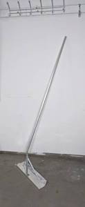 lot 209 image: Aluminum Snow Rake