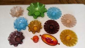 lot 80 image: Gorgeous Lot of (19) Vintage Colored Glassware and Dishes