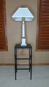 lot 81 image: Gorgeous Ceramic Lamp and Small Table