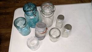 lot 72 image: Glass Mason Jars with Lids