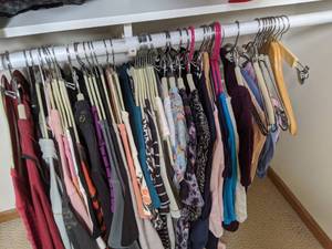 lot 153 image: Mixed Lot of Womens ClothingTops, T-shirts, Pants