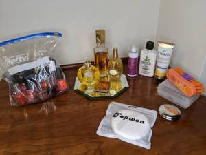 lot 124 image: Polish, Perfumes, & Perfection