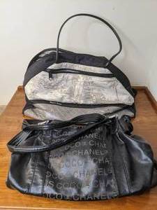 lot 136 image: (2) Beautiful Large Handbags Chanel, Nautigear