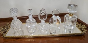 lot 104 image: Vintage Imperial Glass Perfume Bottles & Beautiful Vintage Tray