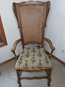 lot 111 image: Vintage WickerWood Chair with Pineapple Pattern