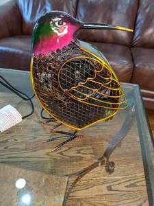 lot 197 image: Hummingbird Shaped Decorative Fan