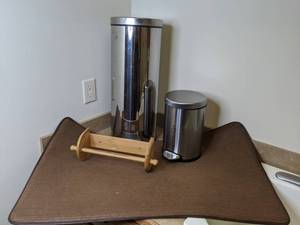 lot 338 image: Memory foam rug, Stainless Steel Trash Cans, Paper Towel Holder