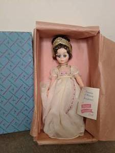 lot 359 image: Vintage Collectible Doll - Madame Alexander - Portrait of History (Josephine)