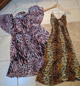 lot 158 image: Getting a Bit Wild Beautiful set of Animal Print Dresses
