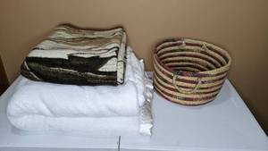 lot 97 image: Home Decor Throw Blankets and Basket