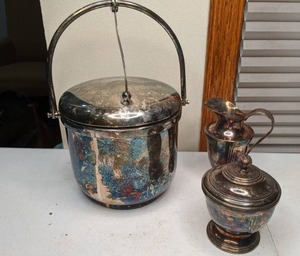lot 383 image: 3 Beautiful Pieces w an Oil Slick Patina - Ice bucket, & 2 Ricci Argentieri Pitcher & Candy Dish