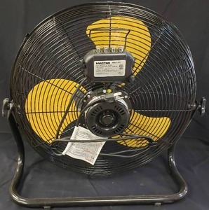 lot 1 image: Master 20 Fan