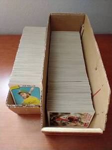 2 Trays of Vintage (1980s) Baseball Cards - Ripken Rookie