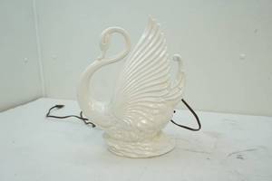 Porcelain lamp
