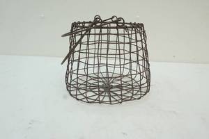 Egg basket